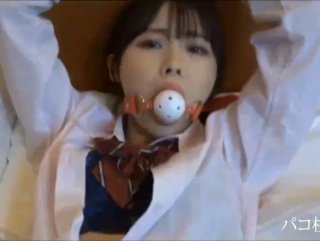 突然从东京回来的青梅竹马比我稍微成熟了一点。被两情相悦的命运所吸引多次做爱确认爱的7月的恋爱性交 结菜さき